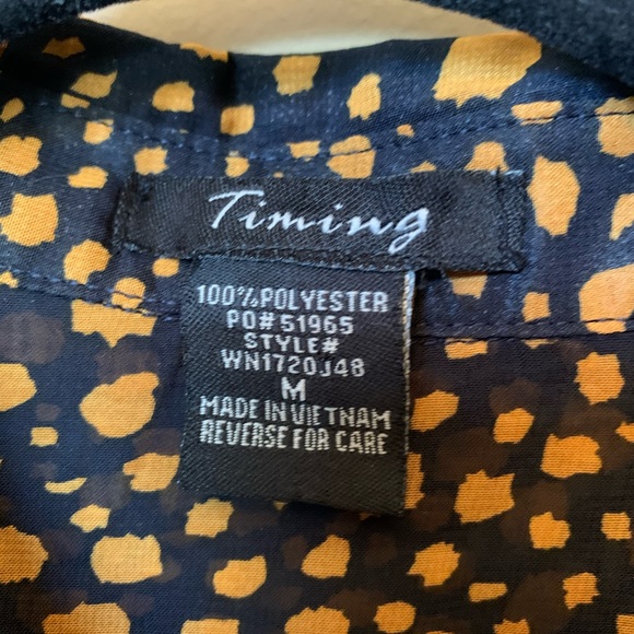 Timing Animal Print Blouse - Picture 2 of 4